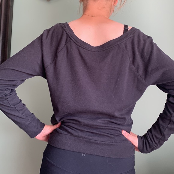 Black long sleeve Ballerina style tee - Picture 2 of 6